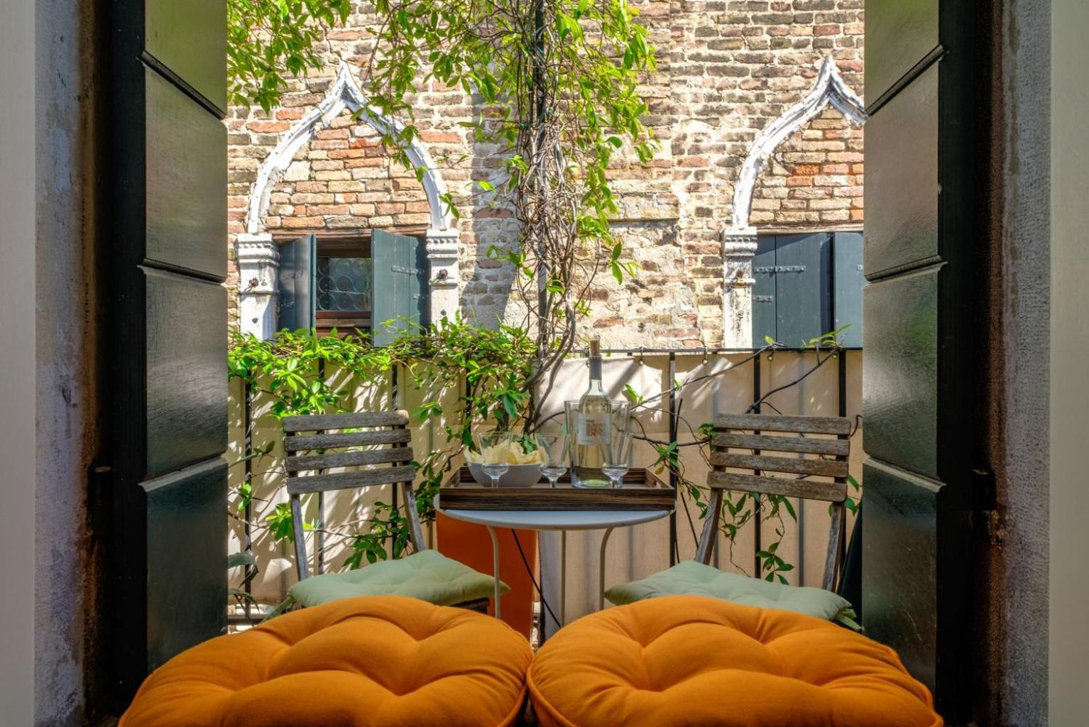 Апартаменты Attico Terrazza Венеция Экстерьер фото